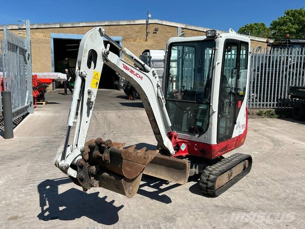 Takeuchi TB 216 Miniescavadeiras