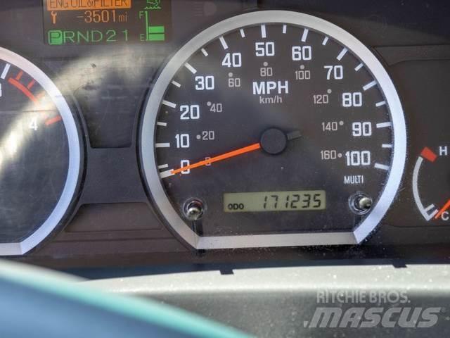 Isuzu NPR HD Outros