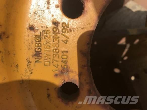  MASSEY REAR WHEEL Pneus