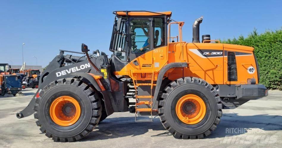 Doosan DL300-5 Carregadeiras de rodas