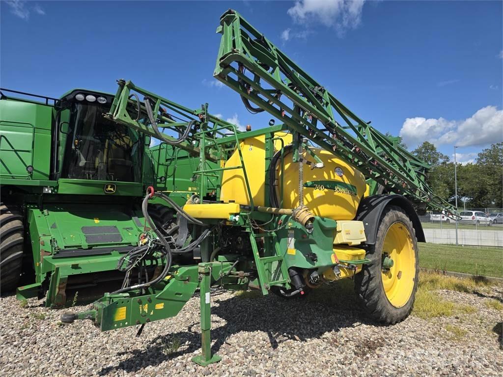 John Deere 740 Pulverizadores rebocados