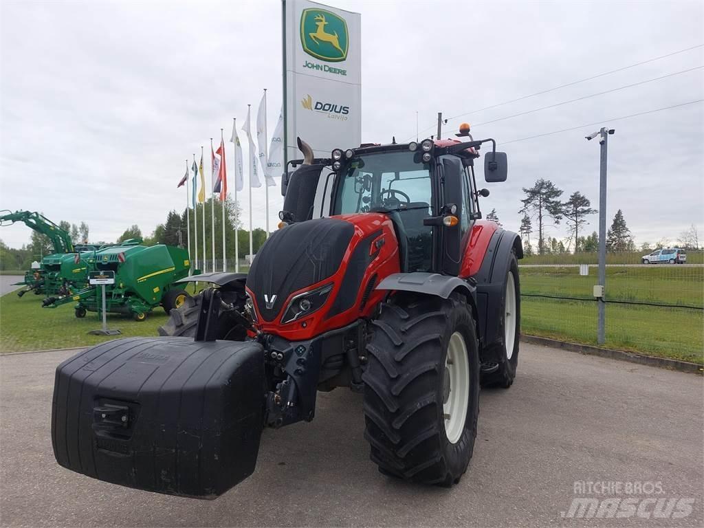 Valtra T234 Tratores Agrícolas usados