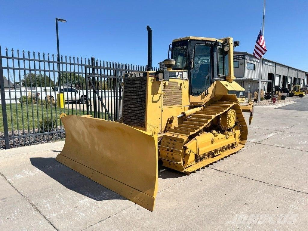 CAT D5M XL Dozers - Tratores rastos