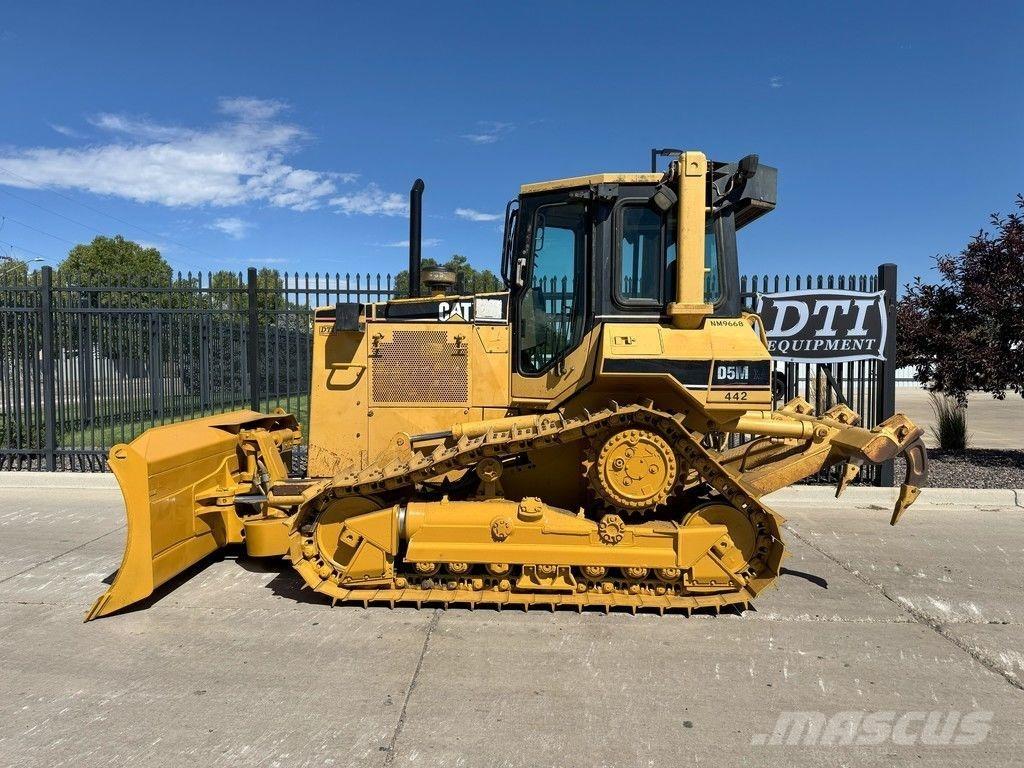 CAT D5M XL Dozers - Tratores rastos