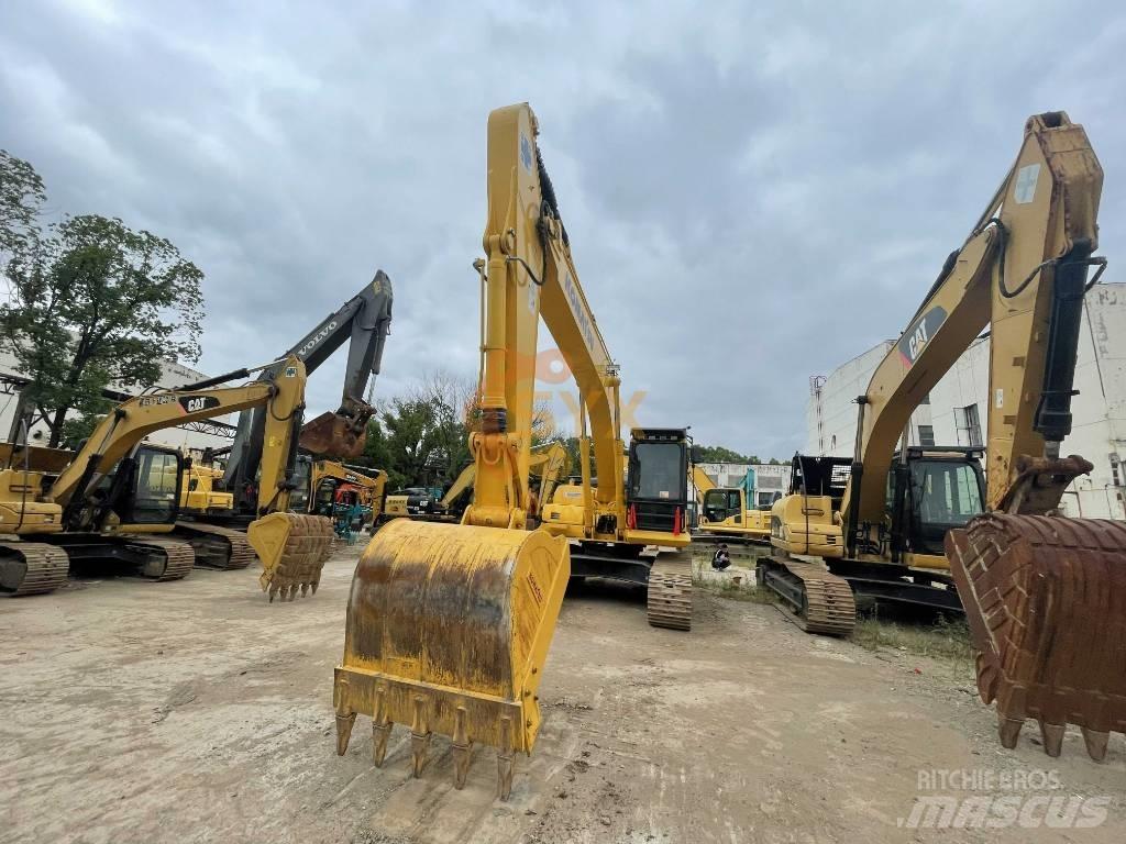 Komatsu PC 220 Escavadeiras de esteiras