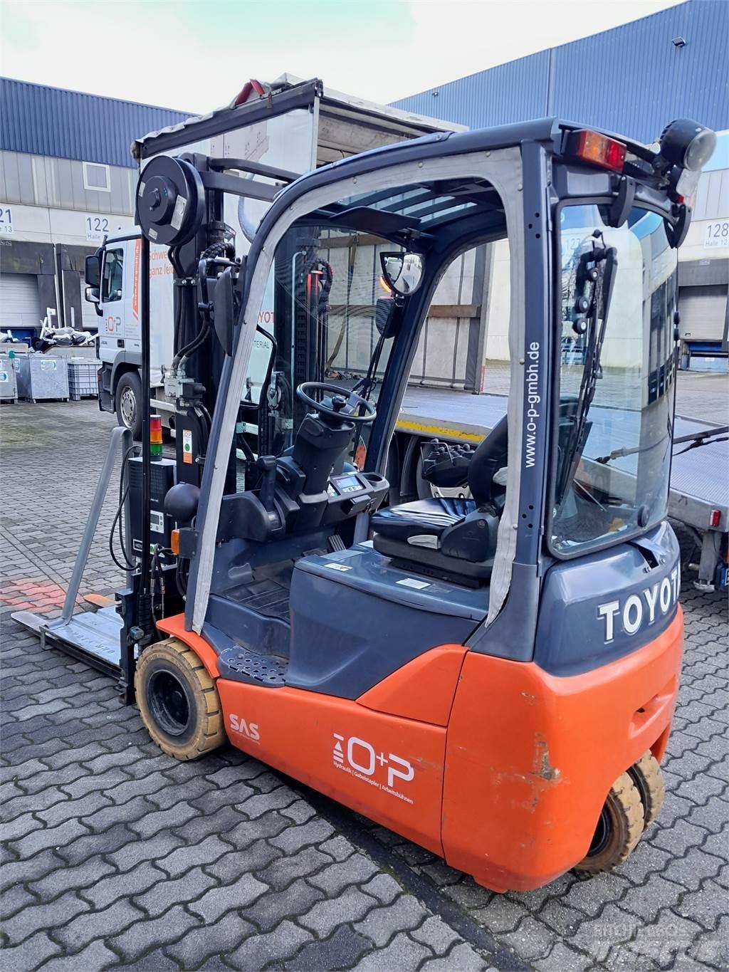 Toyota 8FBEKT18 Empilhadores eléctricos