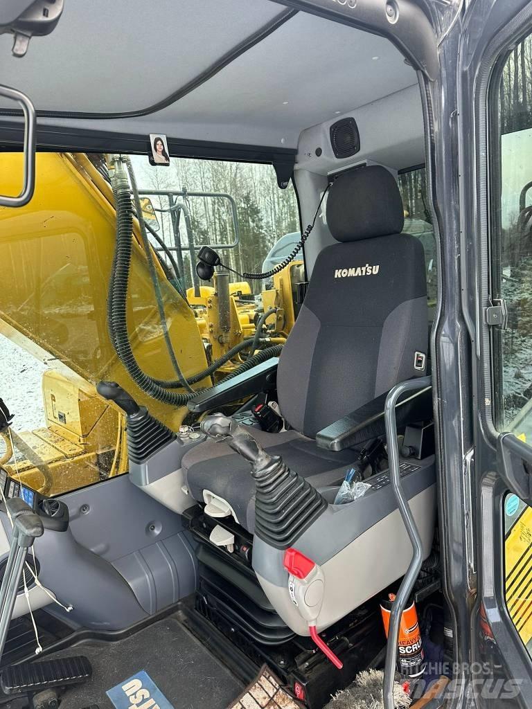 Komatsu PC210LC-11 Escavadeiras de esteiras