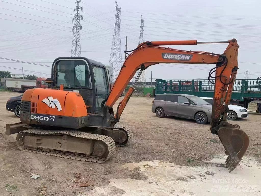 Doosan DH 60 Miniescavadeiras