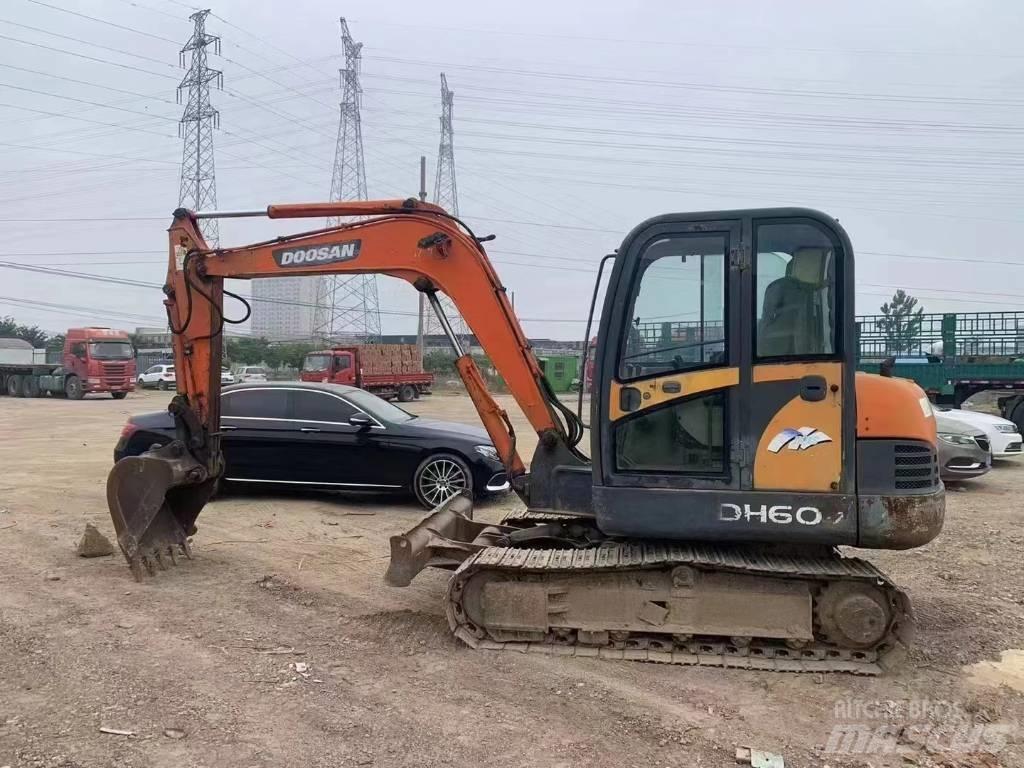 Doosan DH 60 Miniescavadeiras