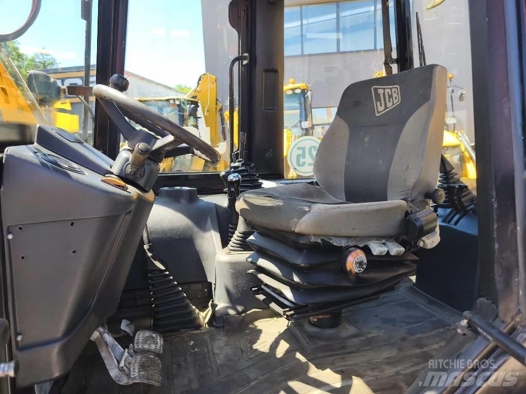JCB 2 CX Retroescavadeiras
