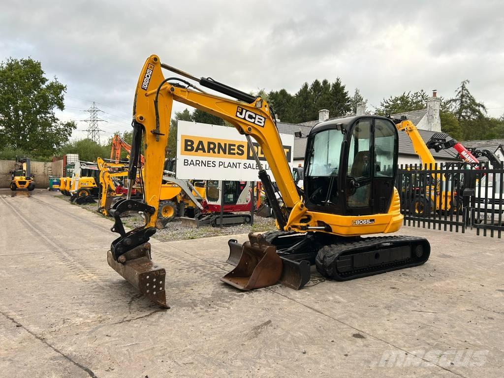 JCB 8065 RTS Miniescavadeiras