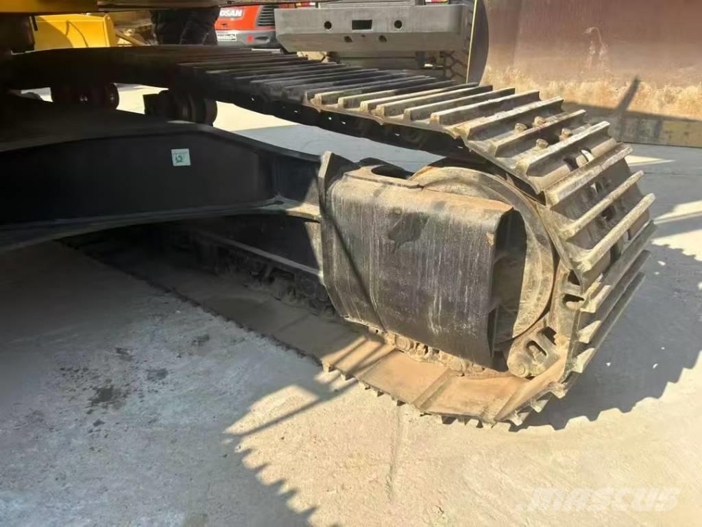 CAT 330D2L Escavadeiras de esteiras