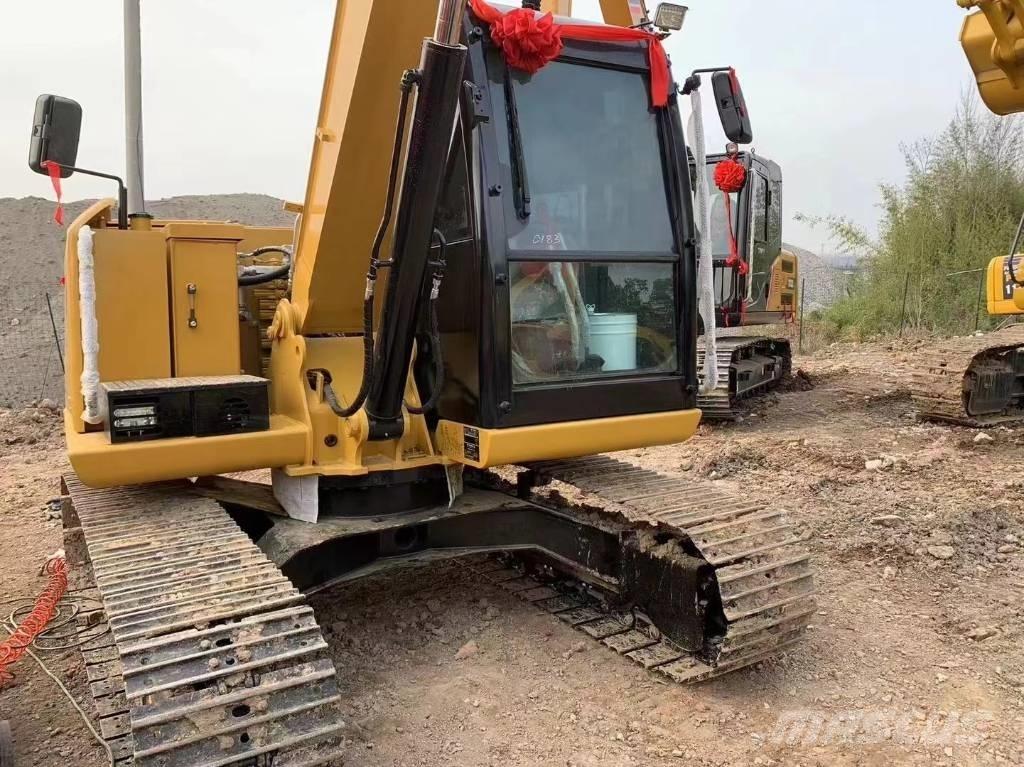 CAT 307 Miniescavadeiras