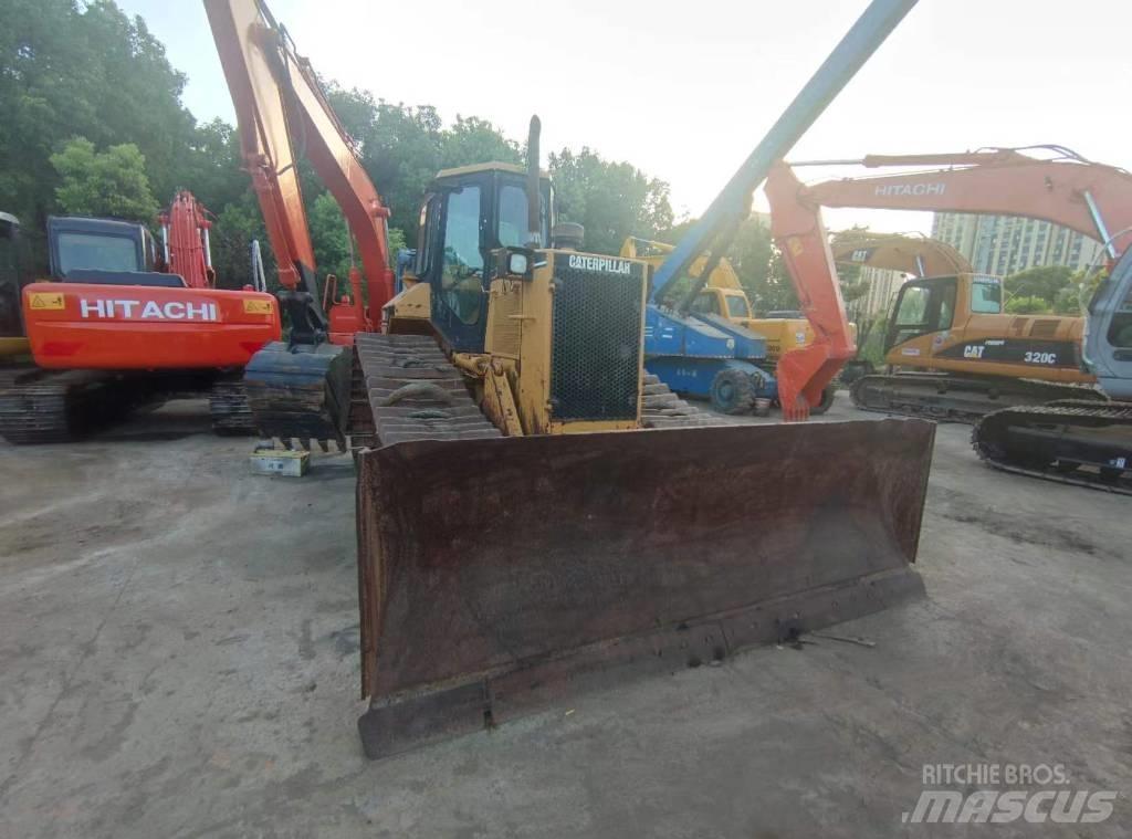 CAT D 5 M Dozers - Tratores rastos