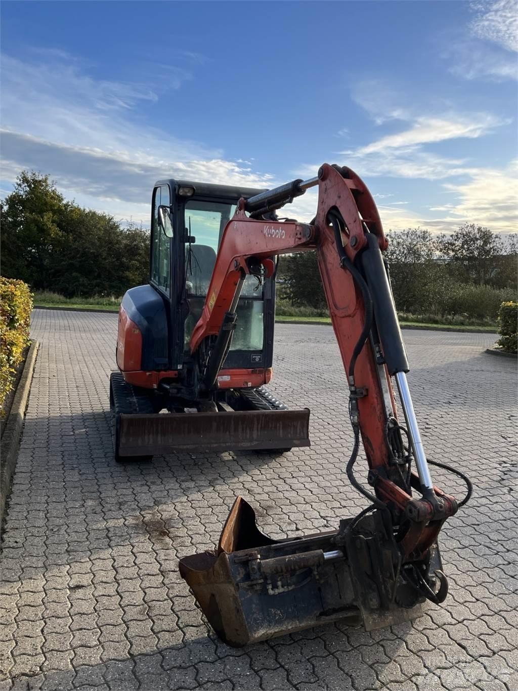 Kubota U27-4 GL HI Miniescavadeiras