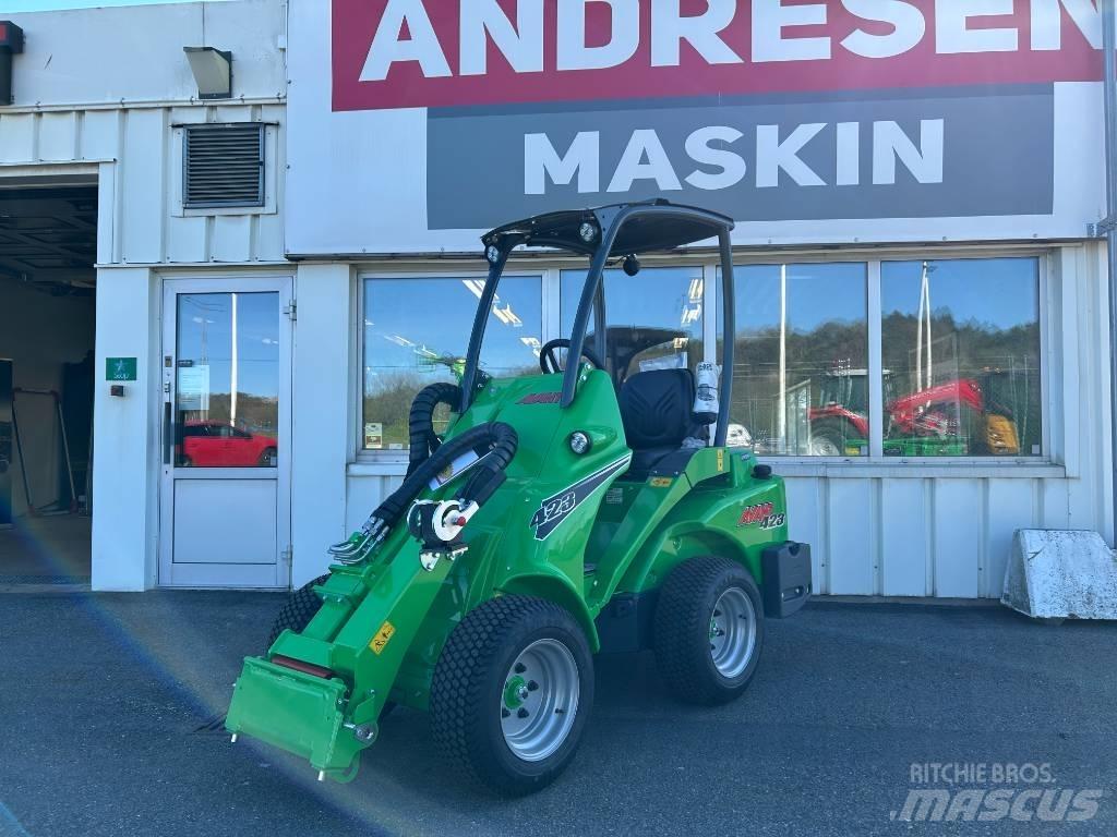 Avant 423 Minicarregadeiras