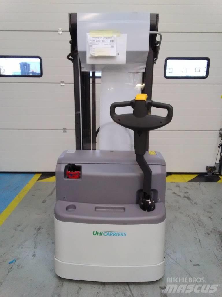 UniCarriers PSH200 Empilhador para operador externo