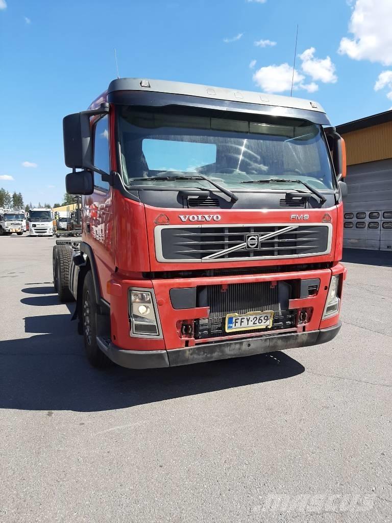 Volvo FM 9 Camiões de chassis e cabine