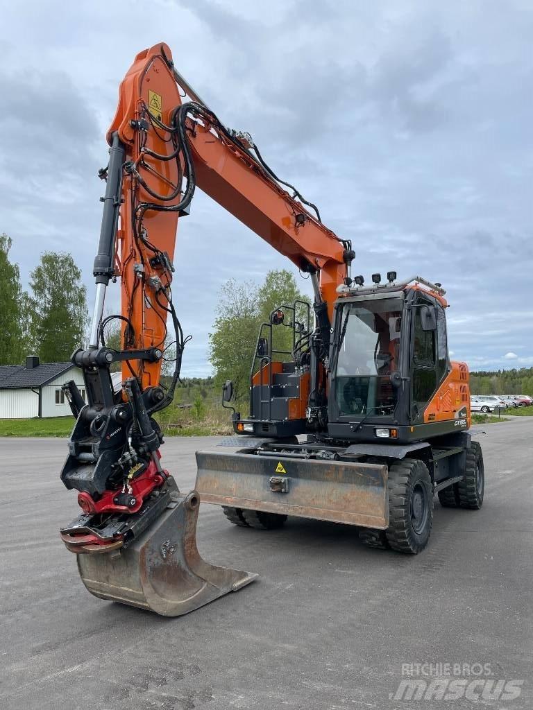 Doosan DX 165 W Escavadoras de rodas