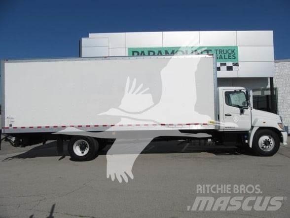 Hino L7 Construção - Outros
