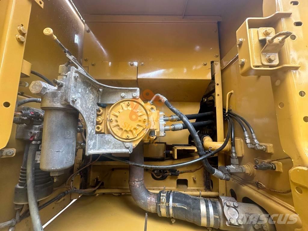 CAT 330 Escavadeiras de esteiras