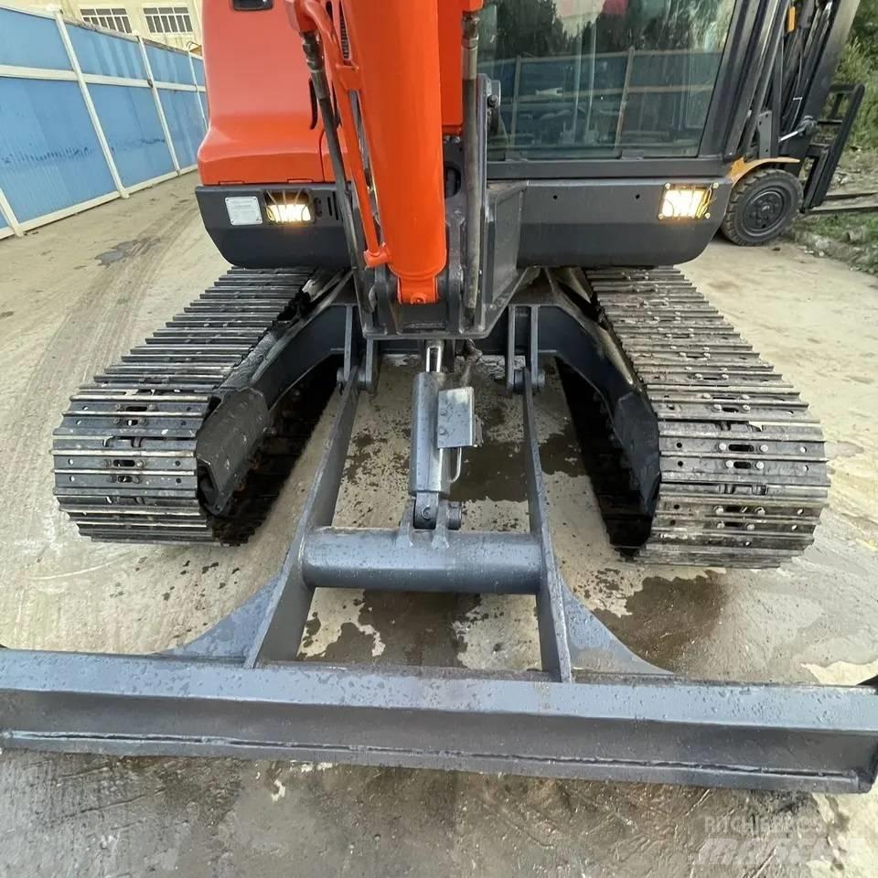 Doosan DX 60 Miniescavadeiras