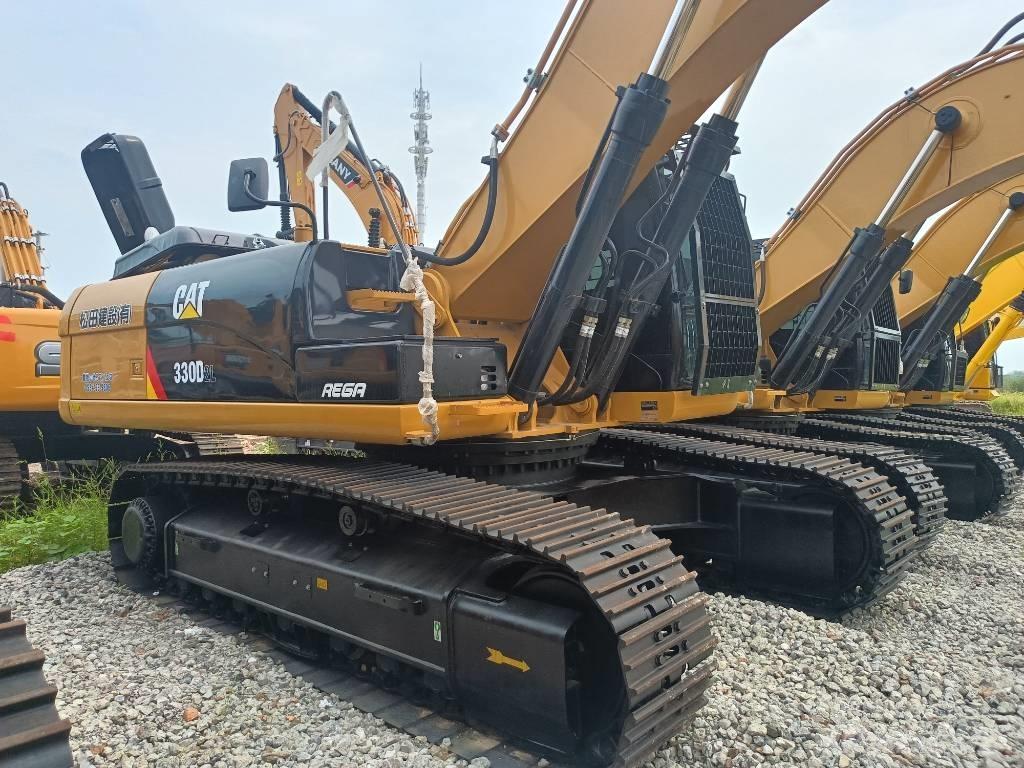 CAT 330D2L Escavadoras Midi 7t - 12t