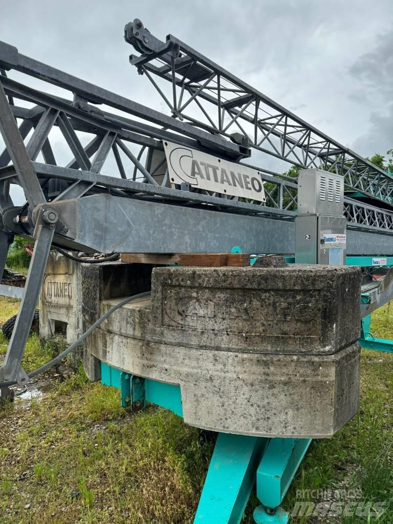 Cattaneo 61B Auto-gruas