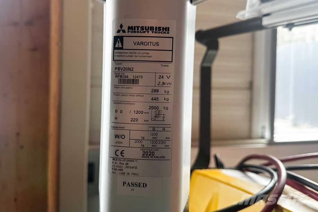 Mitsubishi PBV 20 N2 Porta-paletes com plataforma