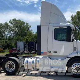 Volvo VNL 64T200 Cavalos Mecânicos