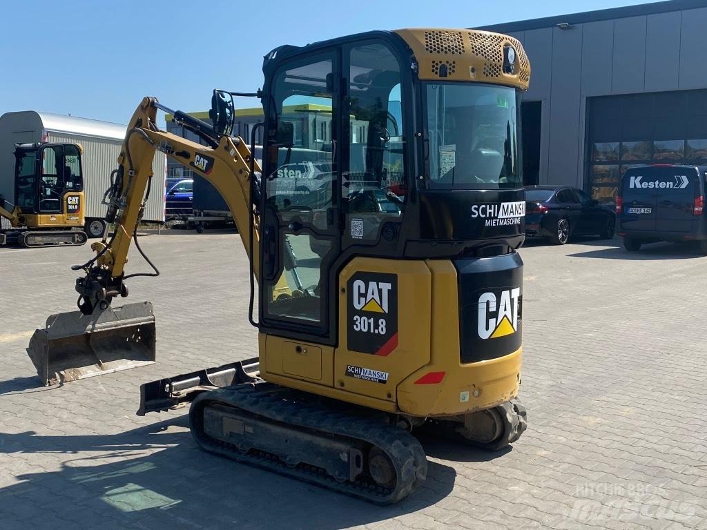 CAT 301.8 Miniescavadeiras