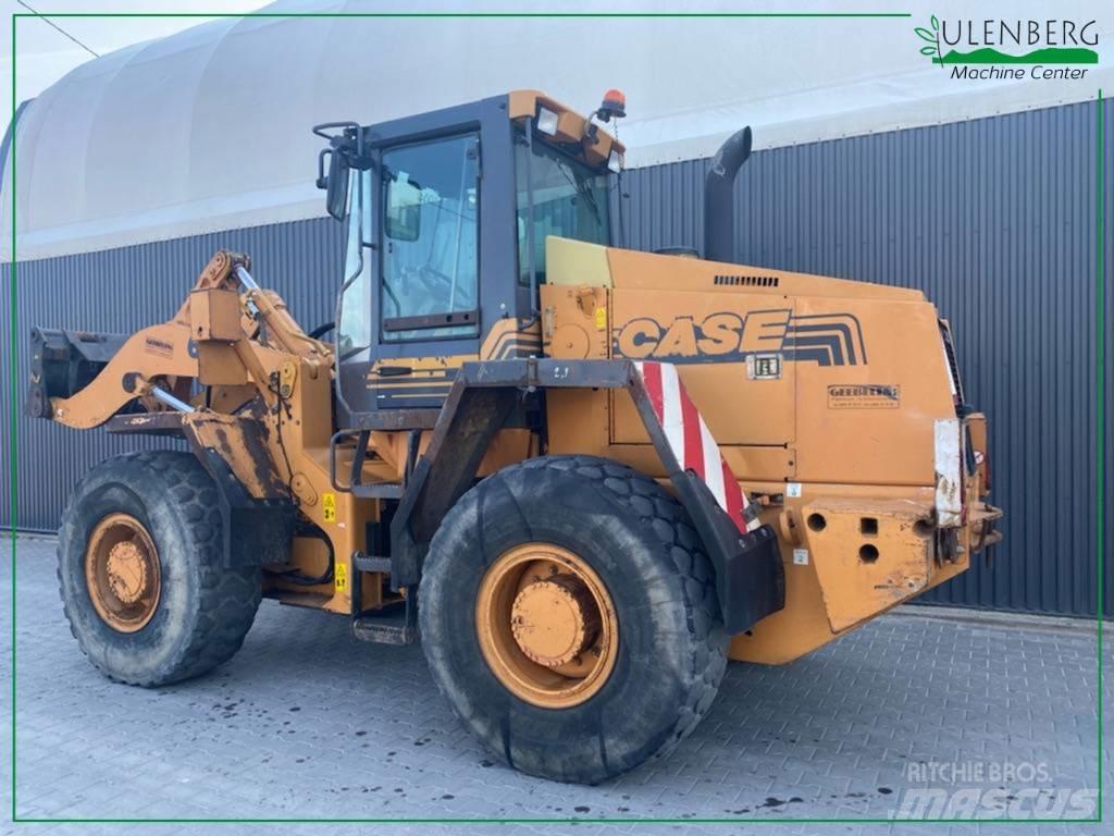 CASE 621 C Carregadeiras de rodas