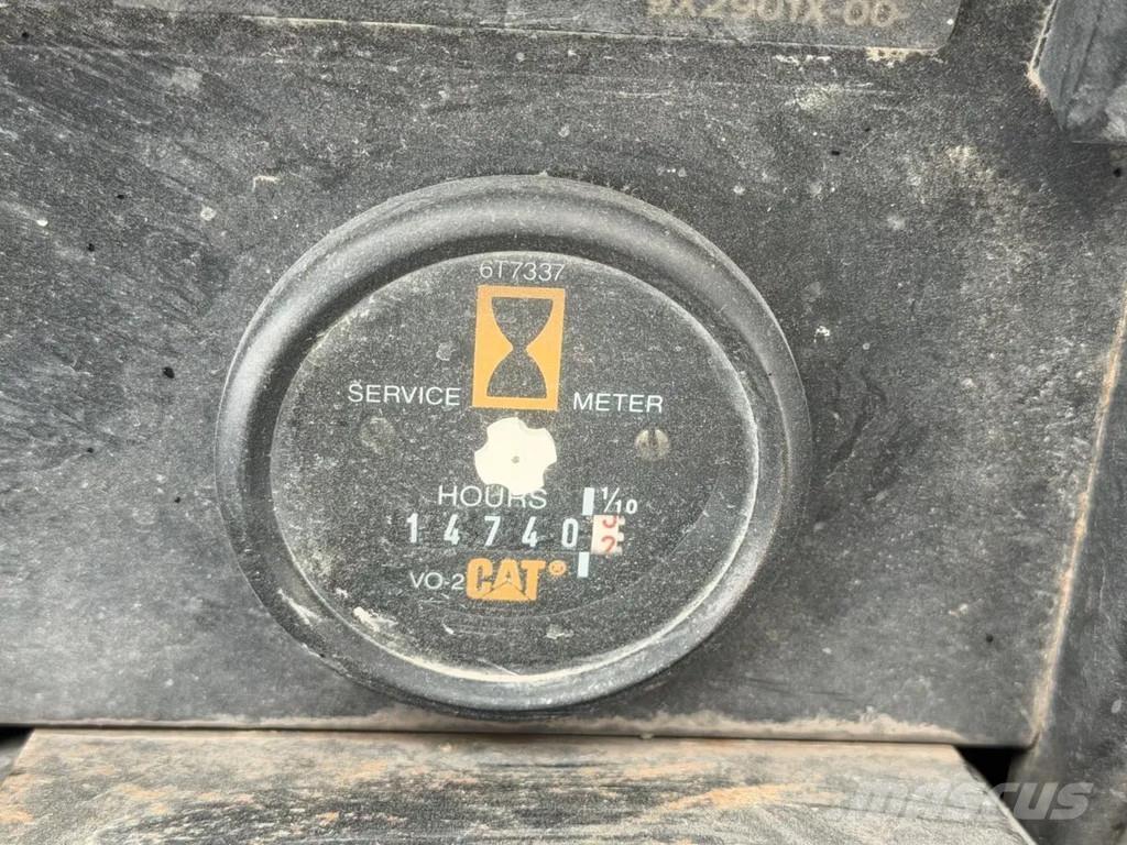 CAT IT 12 B Carregadeiras de rodas