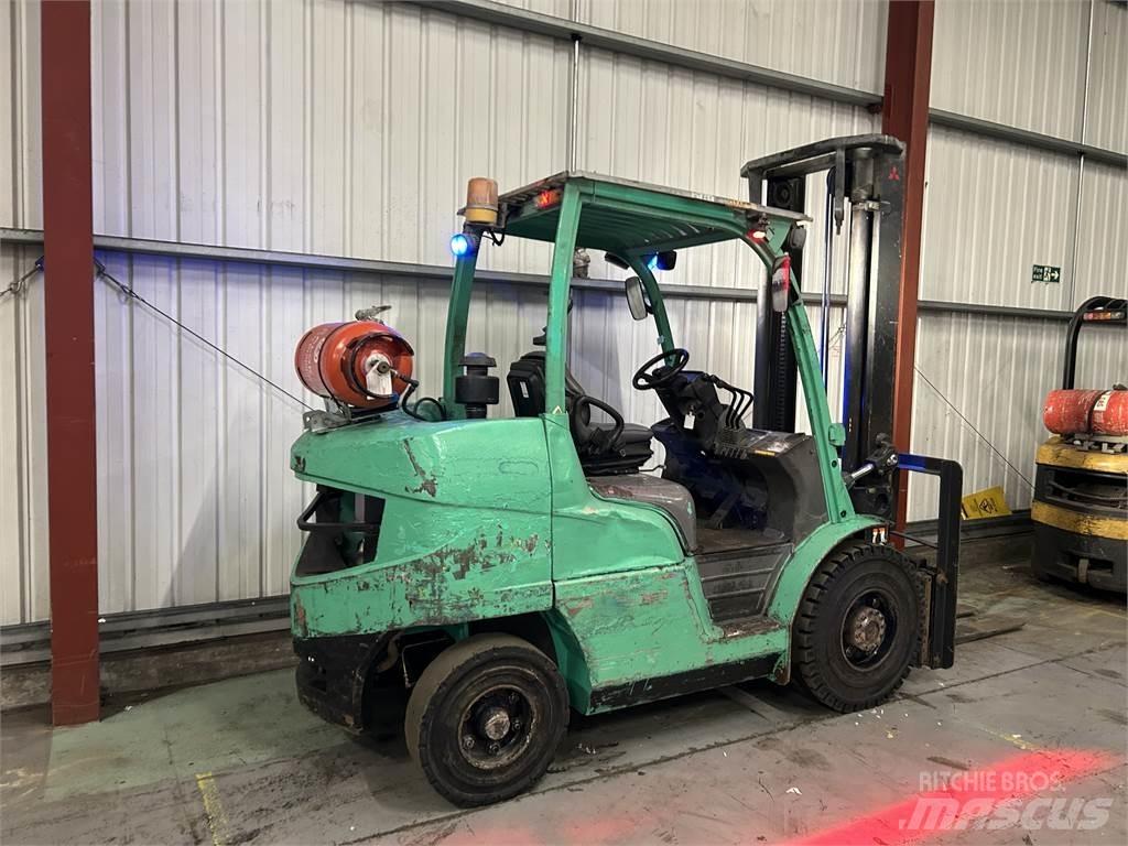 Mitsubishi FG40NT Empilhadores a gás