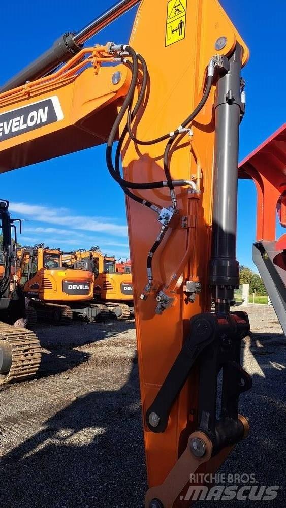 Develon DX 210 NLC-7 Escavadeiras de esteiras