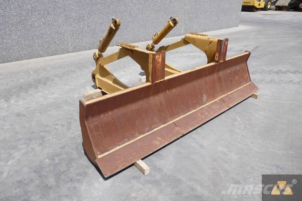 CAT Skidder blade Lâminas