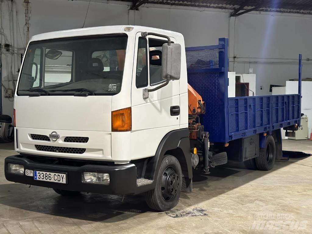Nissan ATLEON 140 Camiões estrado/caixa aberta