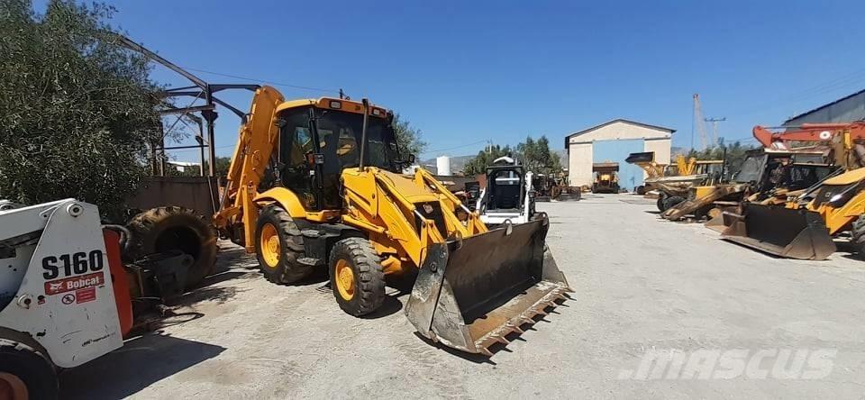 JCB 3 CX SM 4 T Retroescavadeiras