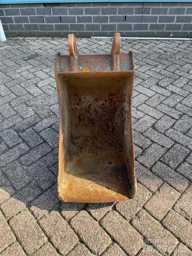 Eurosteel sleuvenbak Baldes