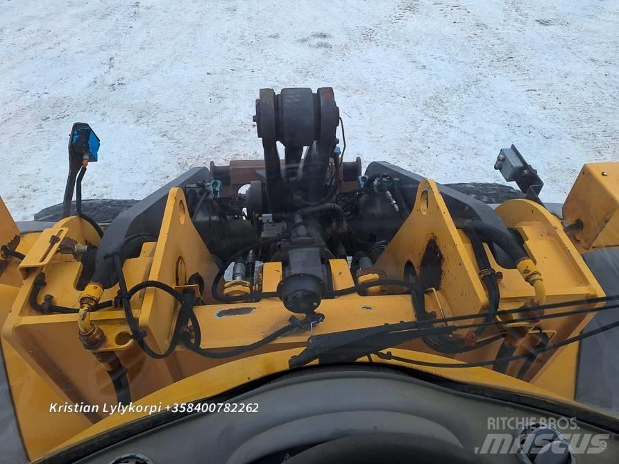 Volvo L120E Carregadeiras de rodas