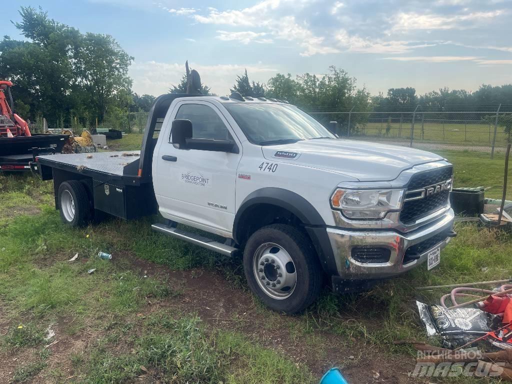 RAM 5500 Camiões estrado/caixa aberta