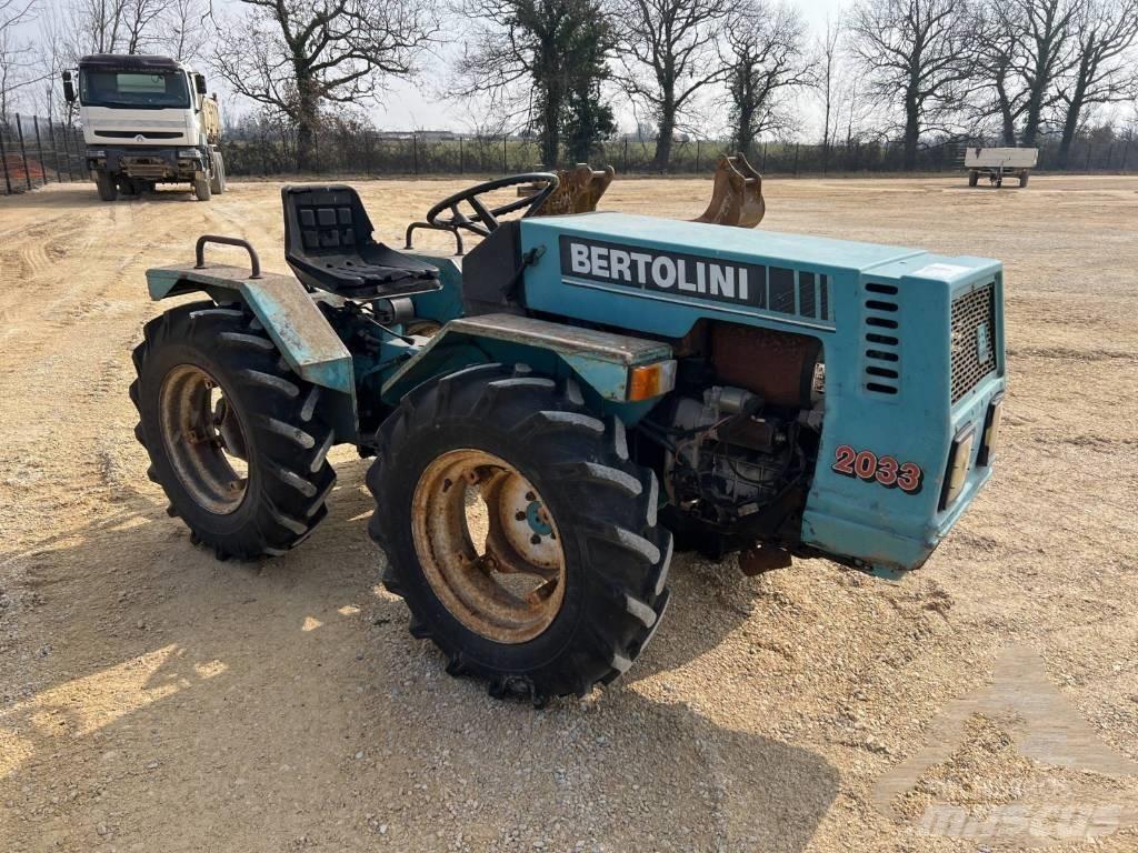 Bertolini 2033 Tratores Agrícolas usados