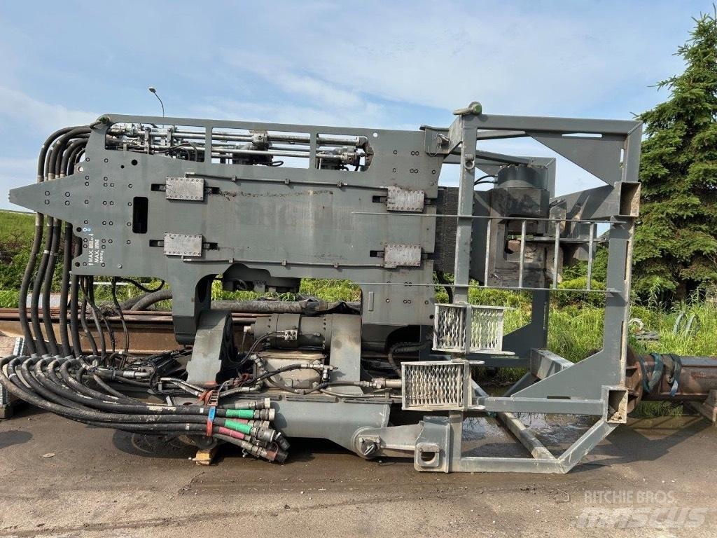 Liebherr LV36 Bate-estacas vibratório