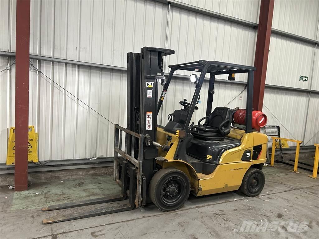 CAT GP25NT Empilhadores a gás