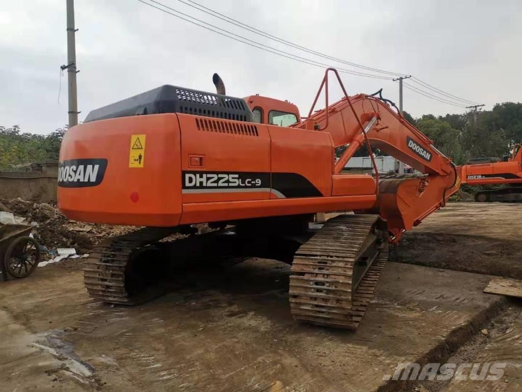 Doosan DH225LC-9 Escavadeiras de esteiras