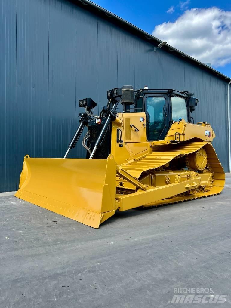 CAT D 6 LGP with CE Dozers - Tratores rastos