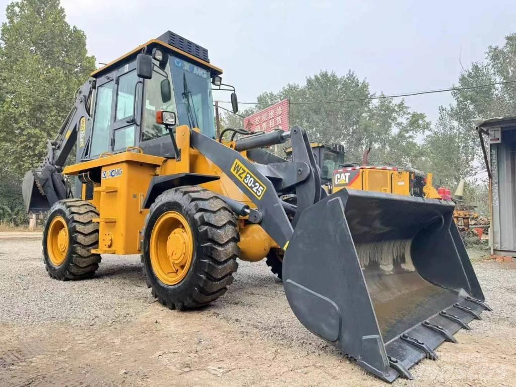 XCMG WZ 30-25 Retroescavadeiras