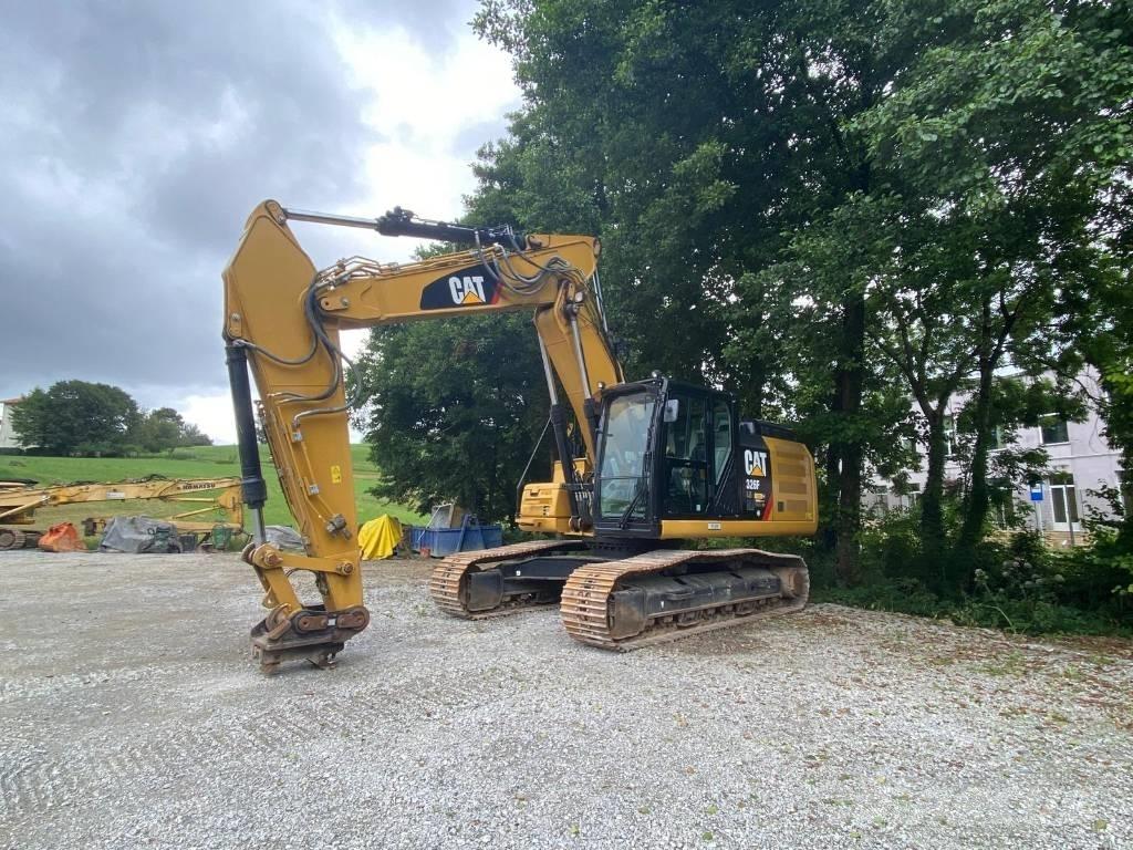 CAT 326 F Escavadeiras de esteiras