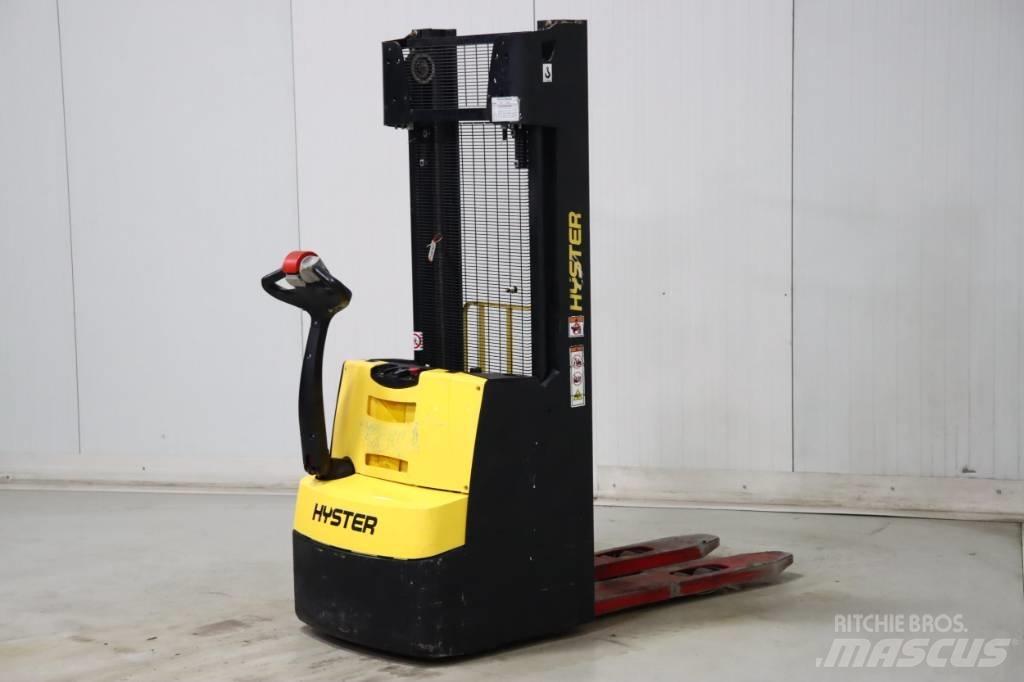 Hyster S 1.2 Empilhador para operador externo