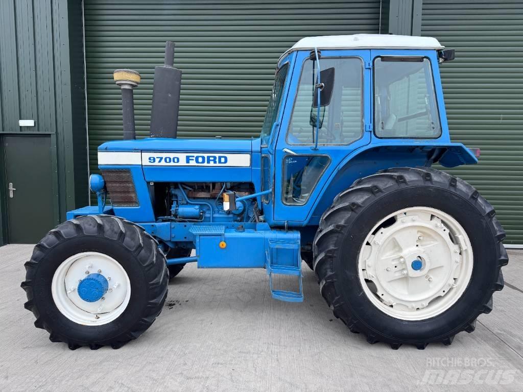 Ford 9700 Tratores Agrícolas usados
